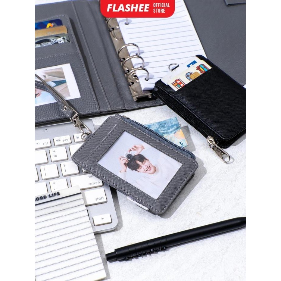 

Lanyard Resleting Name Tag Riley Lanyard Seleting ID Card Holder Zipper Kulit Termurah PU Leather Lanyard NameTag