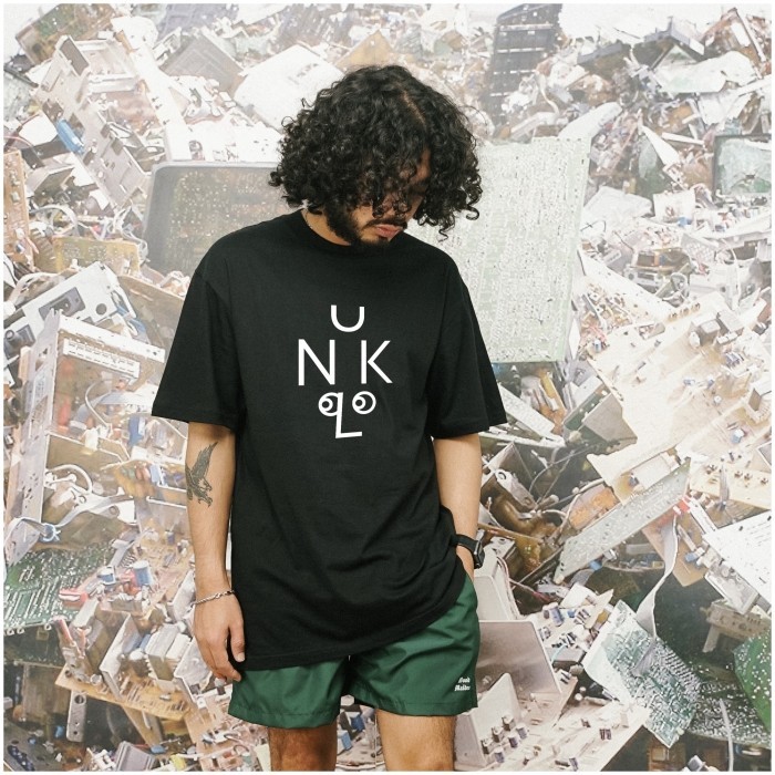 [COD] UNKL347 T-Shirt Hitam Bahan Combed Motif XLOK Kaos Pria Original