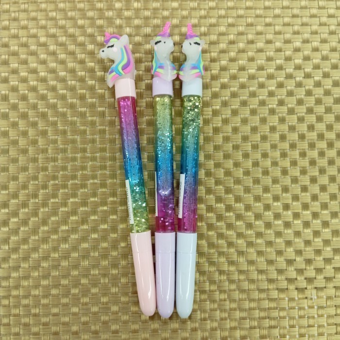 

Pena Gel Glitter Peri Unicorn Tinta Hitam/Pulpen Karakter Lucu Unik Pulpen Gel Bolpoin Alat Tulis Sekolah Kantor Pulpen Gel Standard Bolpoin Cair Alat Tulis Sekolah
