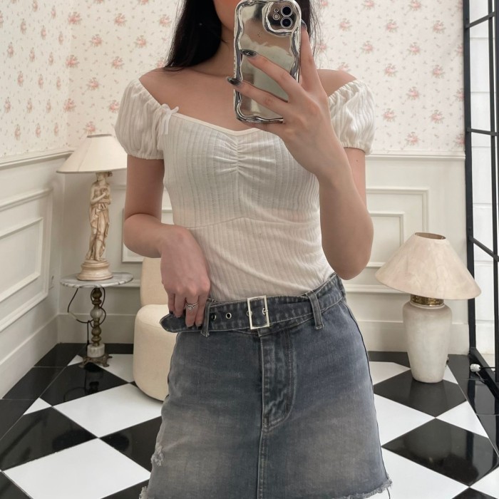 Terlaris ✨ -Odette Sabrina Top | Aesthete yourlife - Broken White, M