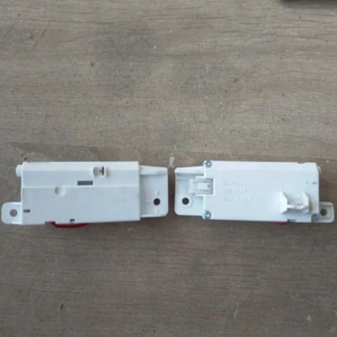 

Switch Door lock LG WF-SA20HD6 WF-SA17HD6 WF-SA15HD6 WF-SA12HD6 TSA17N PART AC MESIN CUCI KULKAS