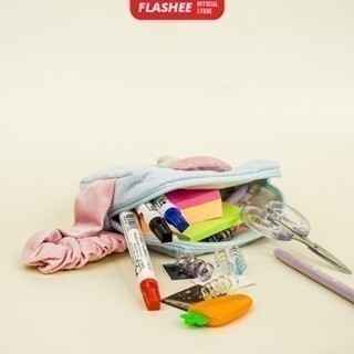 

Tas Makeup Pouch Bulu Motif Bunga Tulip Korean Style Makeup Bag Tempat Make Up Tas Make Up Bulu