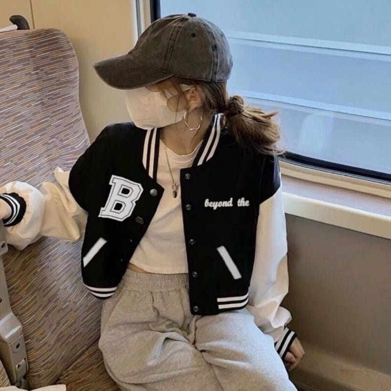 Jaket Baseball Crop BEYOND VARSITY - Korean Jacket Streetstyle - Bahan Flece by zhrstore