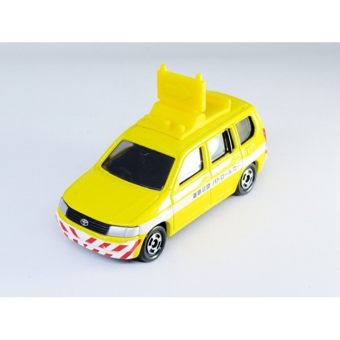 RR07 Tomica loose #36 Toyota Probox High Way Public Co - kuning China
