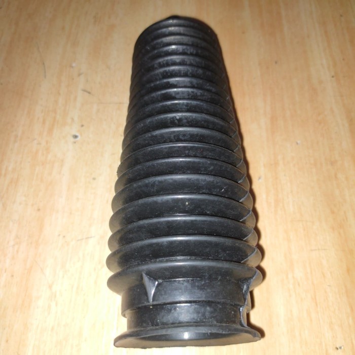 Part Boot Steering Rack Mazda 323 Interplay / 626 Capella H00232125