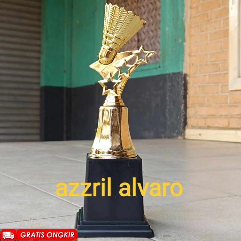 Piala badminton satuan