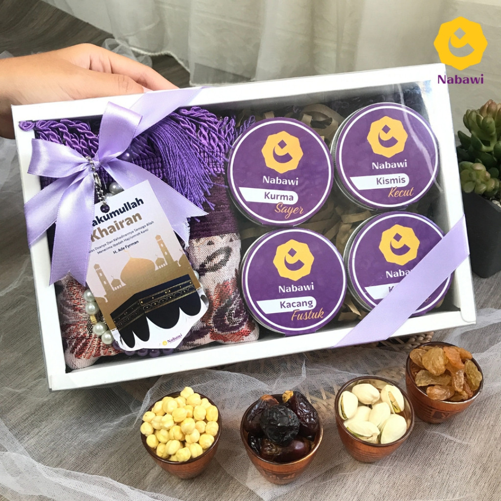 

Hampers Gift Hajj Premium Oleh Oleh Haji dan Umroh Khas Arab 6in1 Souvenir Oleh Oleh Haji Umroh/ keluarga oleh oleh