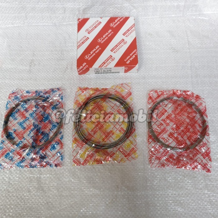 Ring Piston Size STD  Toyota Fortuner Hilux 2.5 Diesel 2KD 13011-0L070