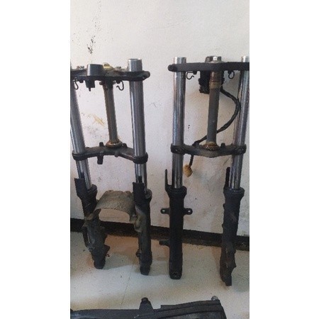 shock depan ninja 250 fi