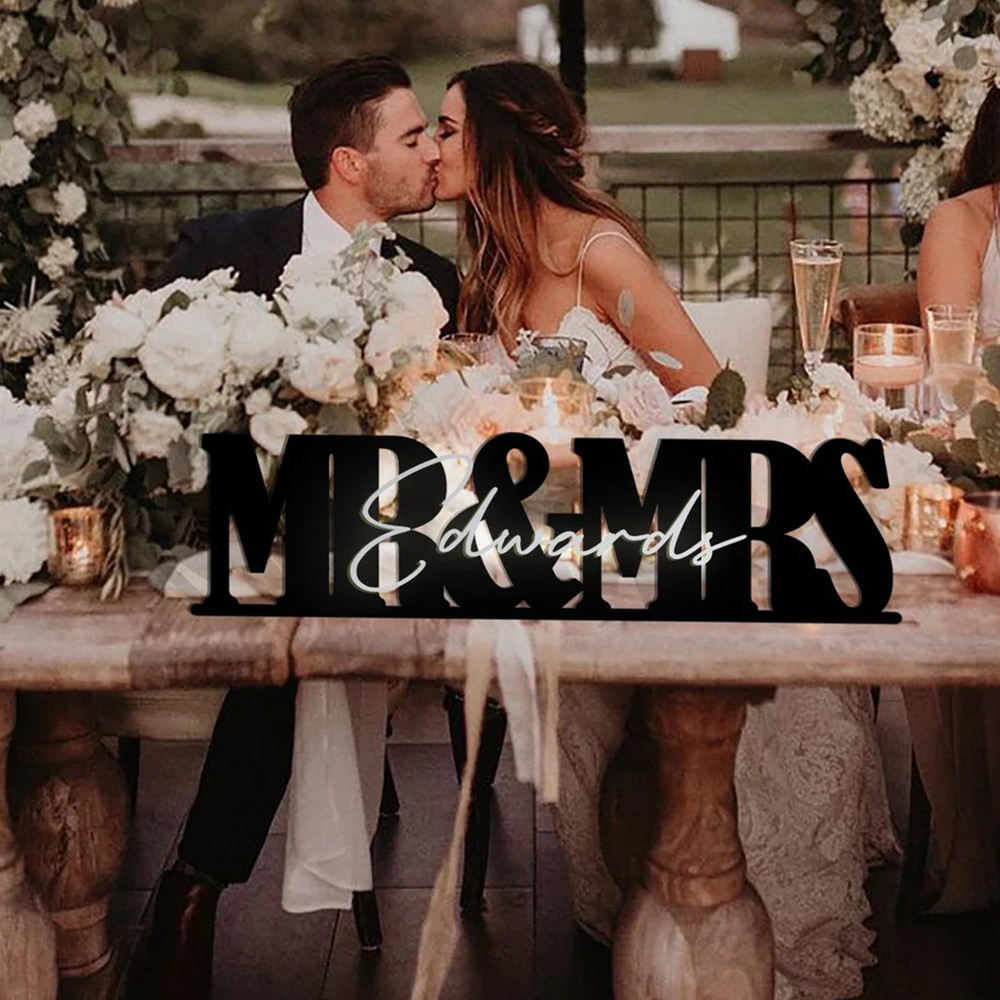 

Customized Name Mr&Ms Wedding Sign Acrylic Gold Wedding Center Top Table Decoration Sweetheart Freestanding Letter Name Sign