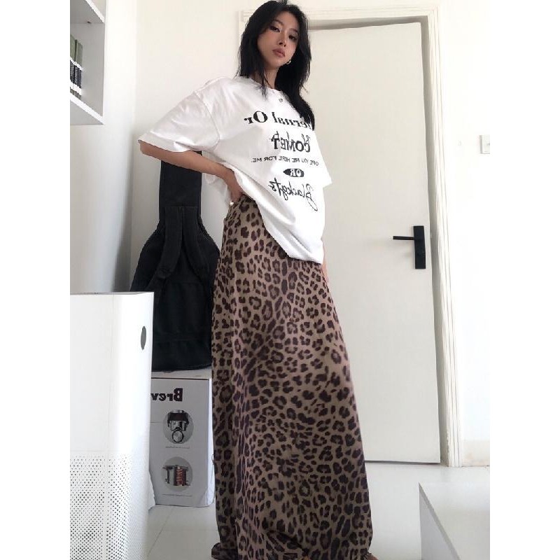 Aroana Pakaian wanita big size, tirai, halus, satin, rok bermotif macan tutul, membungkus pinggul, t