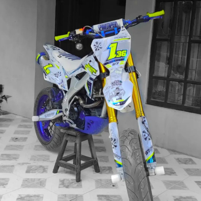 AMANAH DECALS DECAL CRF 150L DTRACKER KLX BF KLX GORDON WR 155R PUTIH KOMBINASI STABILO