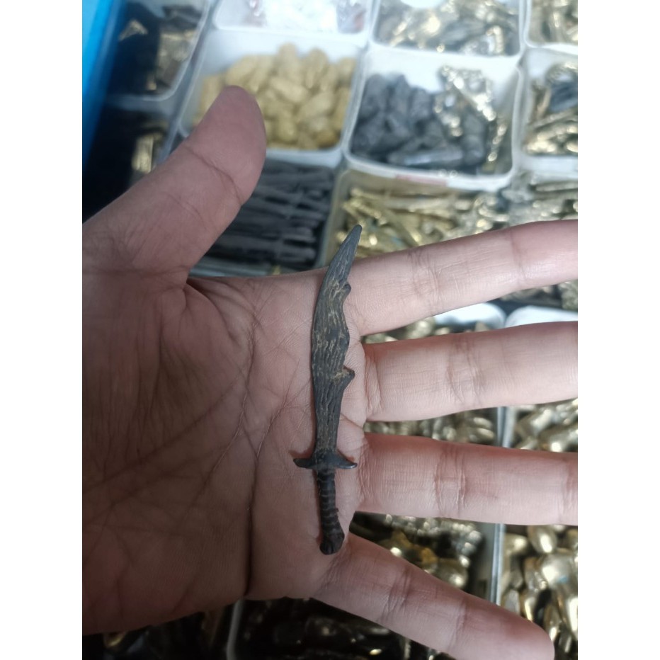 pedang voc termurah yang tiba tiba mengecil dari perunggu termurah bk Keris sengkelat majapahit mata