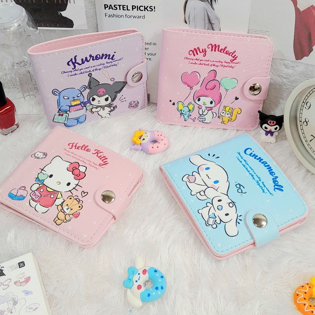 Dompet Lipat SANRIO Cute Lucu Bahan Kulit Sintetis Ready Kuromi Cinnamoroll Melody / Dompet Sanrio M