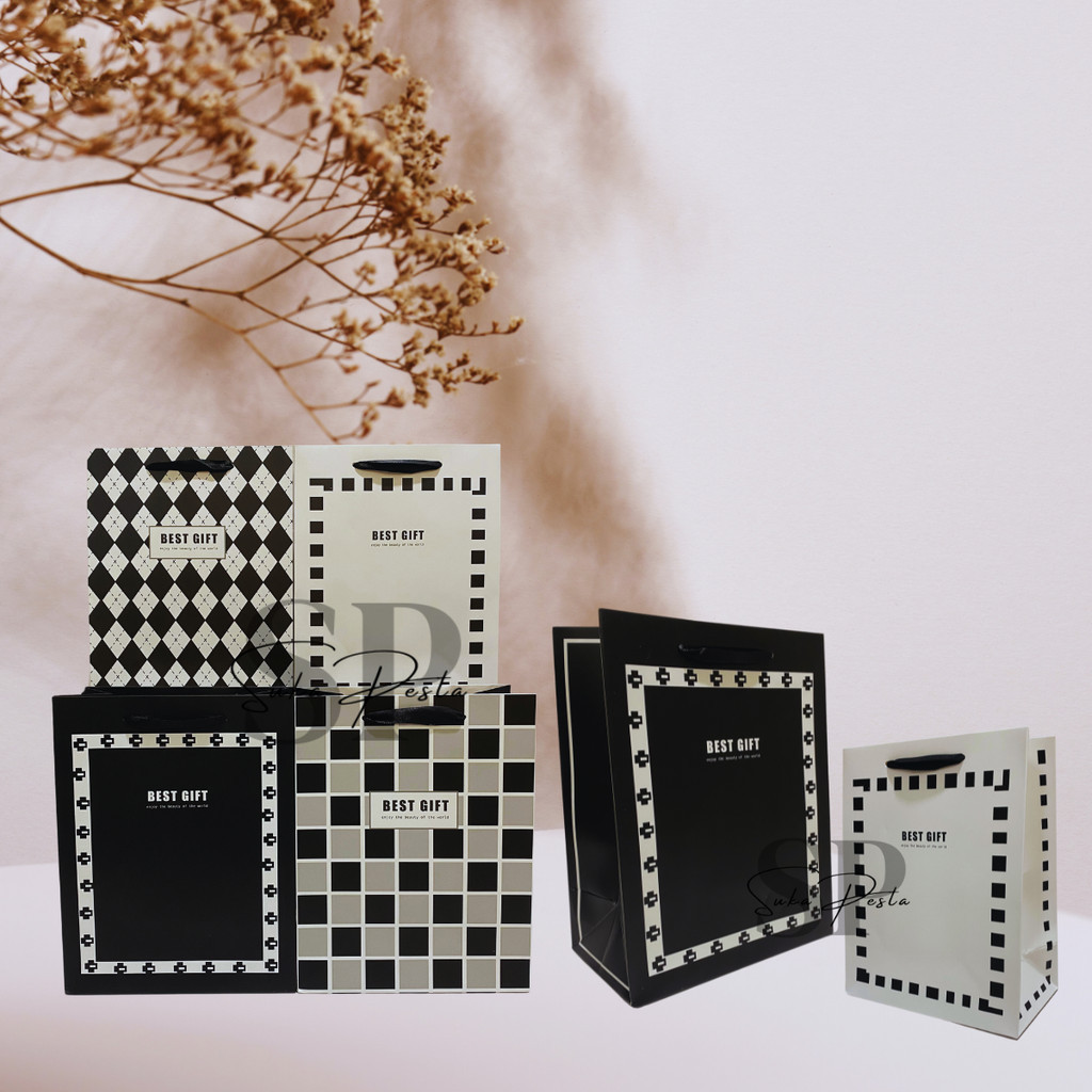 

Paper Bag Kado Motif Hitam Putih Best Gift / Goodie Bag / Tas Kado Ulang Tahun