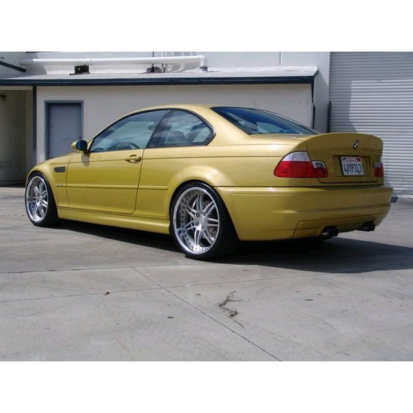 bamper BODYKIT bmw e46 m3 .