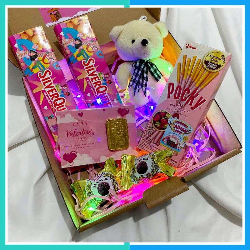 

Kado Hampers Termurah / Hampers Coklat Sliverqueen hampers cokelat kado pacar coklat coklat valentine hampers valentine coklat silverqueen kado pacar hampers coklat buat pacar
