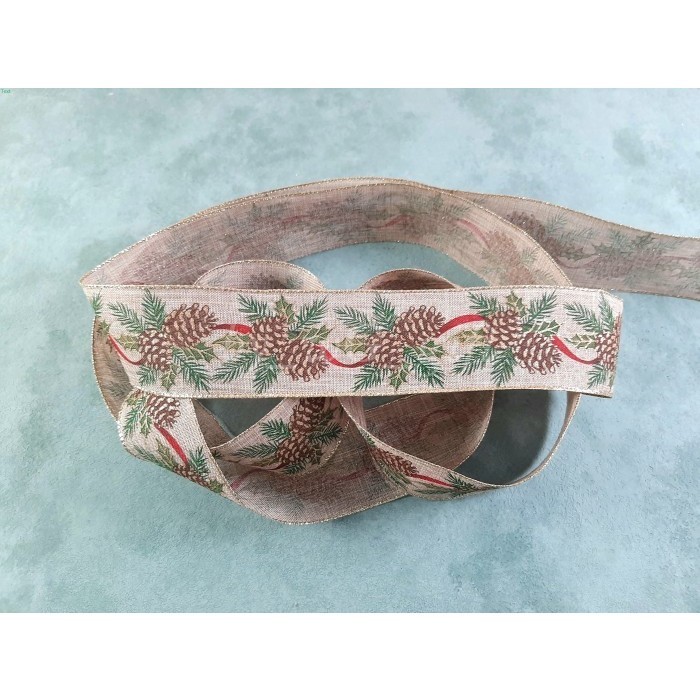

Pita Natal - Motif Pinus dan Daun; Lebar 6.3 cm; Panjang 5 Yard