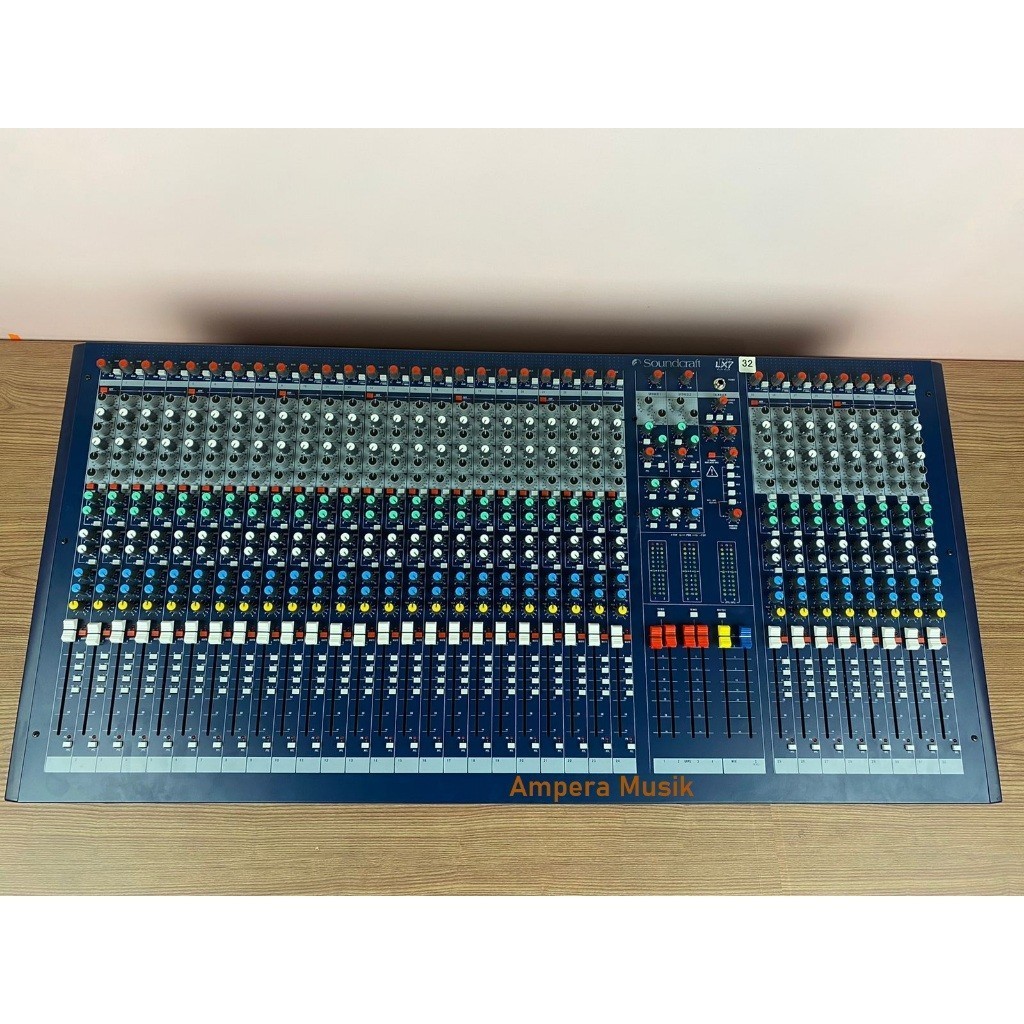 MIXER SOUNDCRAFT LX7II 32CH / LX7 II 32 / LX 7II 32 CHANNEL GRADE A LX-7ii 32ch