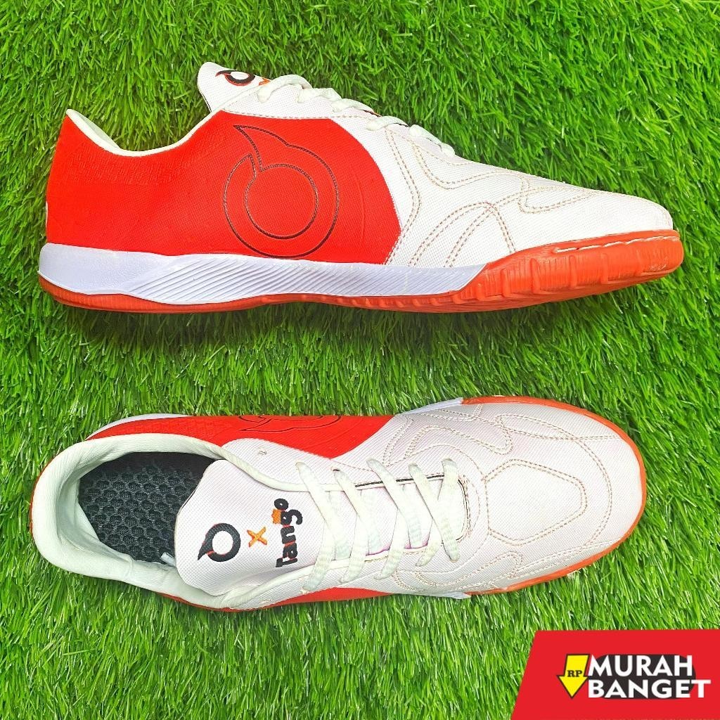 Sepatu specs keren- Sepatu Futsal Ortuseight Tango sudah dijahit  / sepatu futsal Ortus Tango