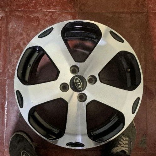 Velg Original/OEM KIA Rio R16