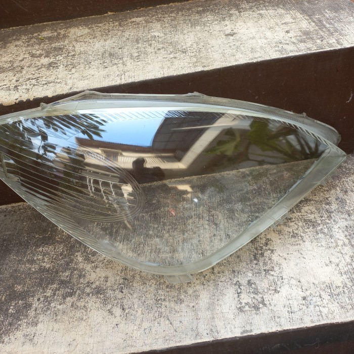 Mika lampu depan headlamp Avanza Xenia VVTI  original