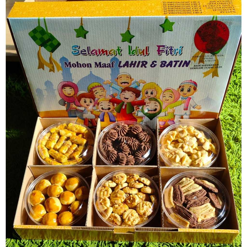 

Paket Kue Lebaran COOKIES - 1 Dus isi 6 Toples - Homemade - Buatan rumah - butter Hampers Kado Hadiah Idul Fitri Eid Mubarak