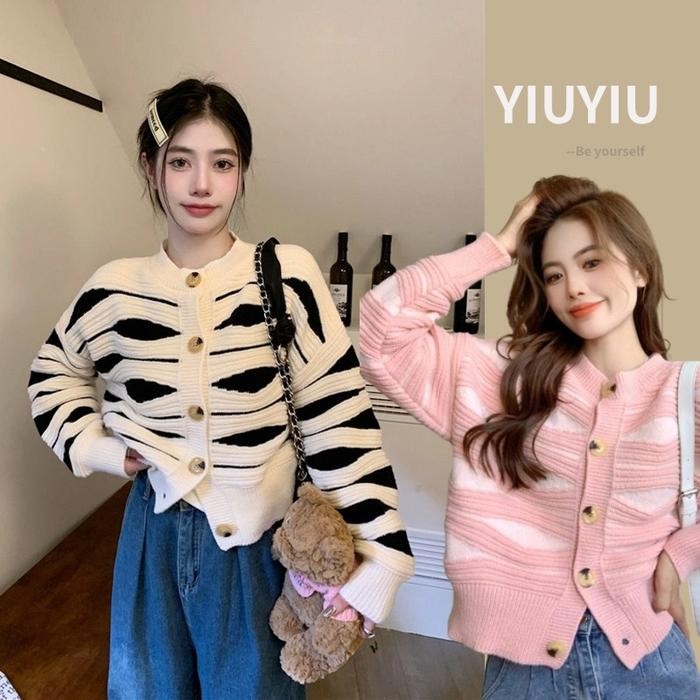 YIU YIU KOREA Baju Cardigan Rajut Wanita Baju Rajut Wanita Lengan Panjang Stripe Outer Wanita - Puti