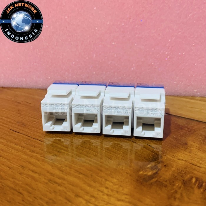 Modular RJ45 Schneider Biru