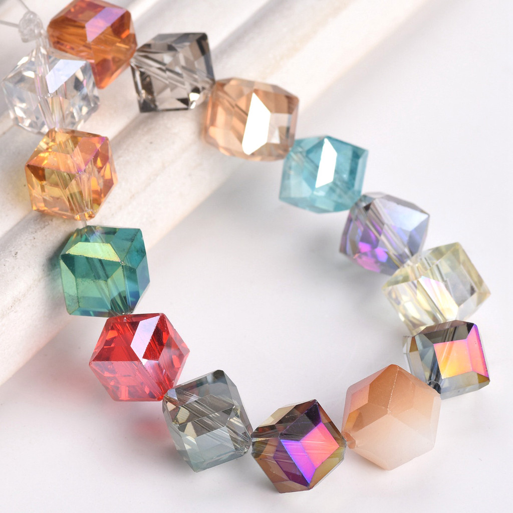 

10pcs Diagonal Hole 9mm Cube Square Faceted Crystal Glass Loose Crafts Beads for Jewelry Making DIY