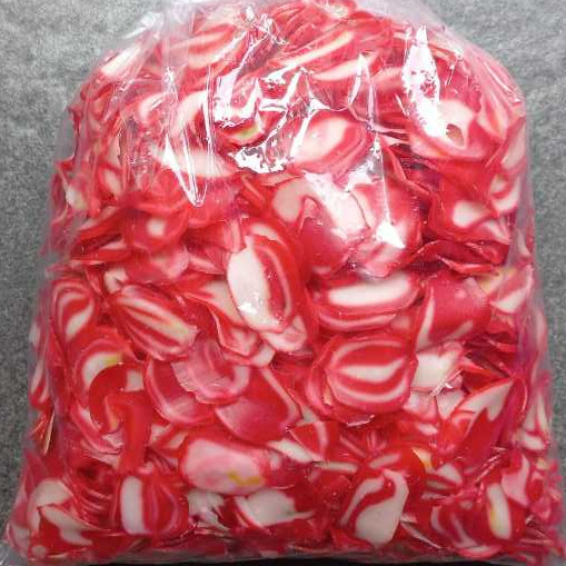 

KERUPUK MAMBO MERAH PUTIH/ KERUPUK BAWANG MAMBO 1KG TOPPING SEBLAK MENTAH