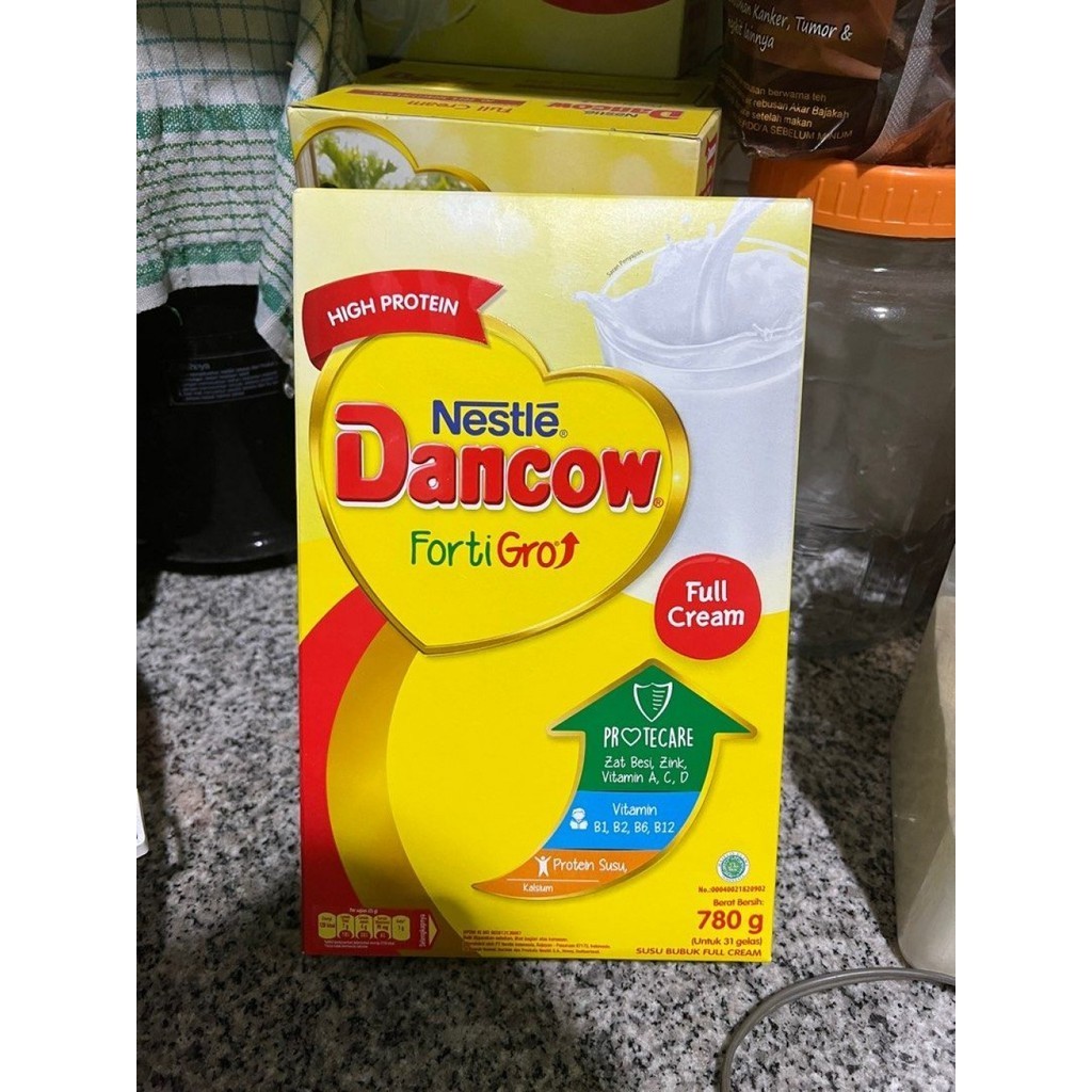 

Dancow Full Cream 780gr