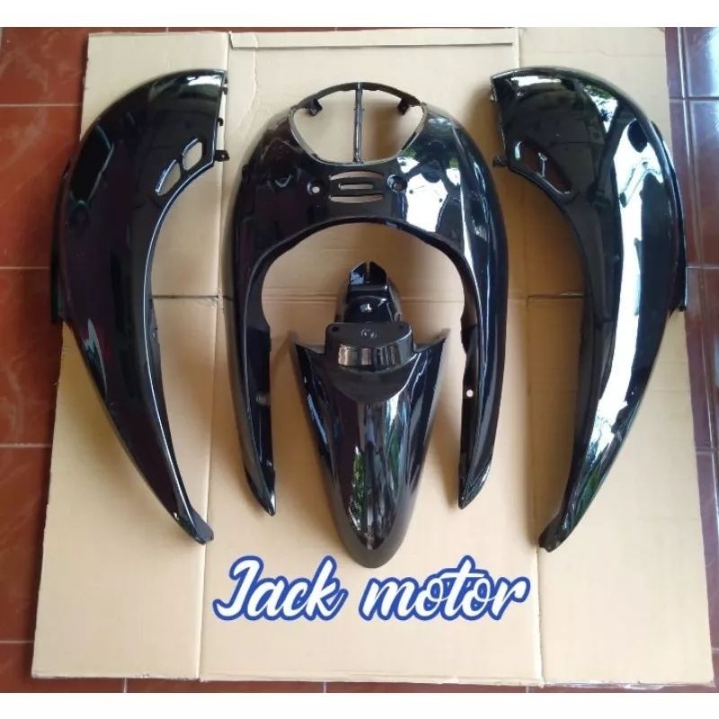 cover full body halus Scoopy karbu lama hitam