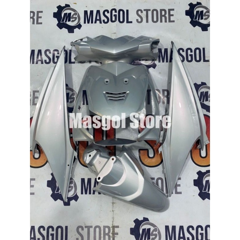 Cover body halus Beat karbu 2008-2012 Silver lembayung merah custom