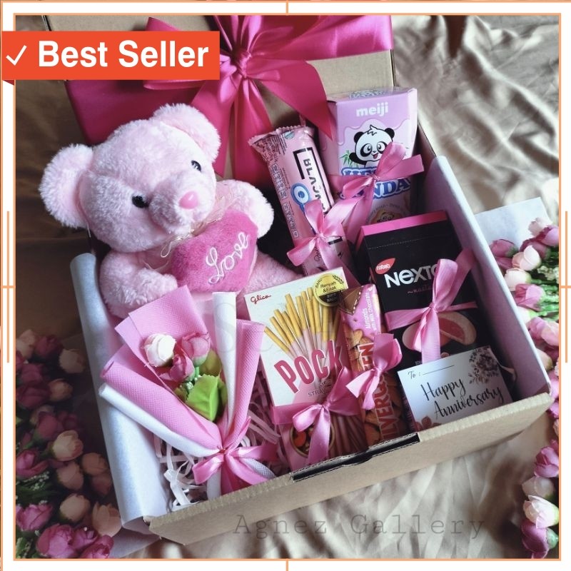 

Hampers Unik Murah Anniversary Lebaran Idul Fitri Wedding / Hampers Coklat Snack Box / Kado Valentine Ulang Tahun Wisuda Natal / Souvenir Ulang Tahun / Snack