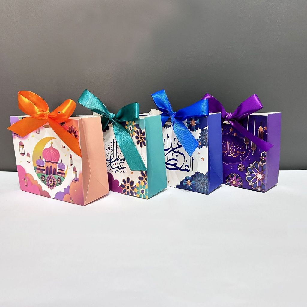 

Mini Box Kertas Bingkisan Ramadan Lebaran Hari Raya Idul Fitri dengan Pita