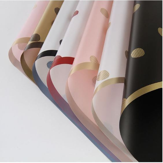 

Kertas Buket Bunga Bunga Motif Polkadot List Gold Flower Wrapping Paper Polkadot Cellophane KB099