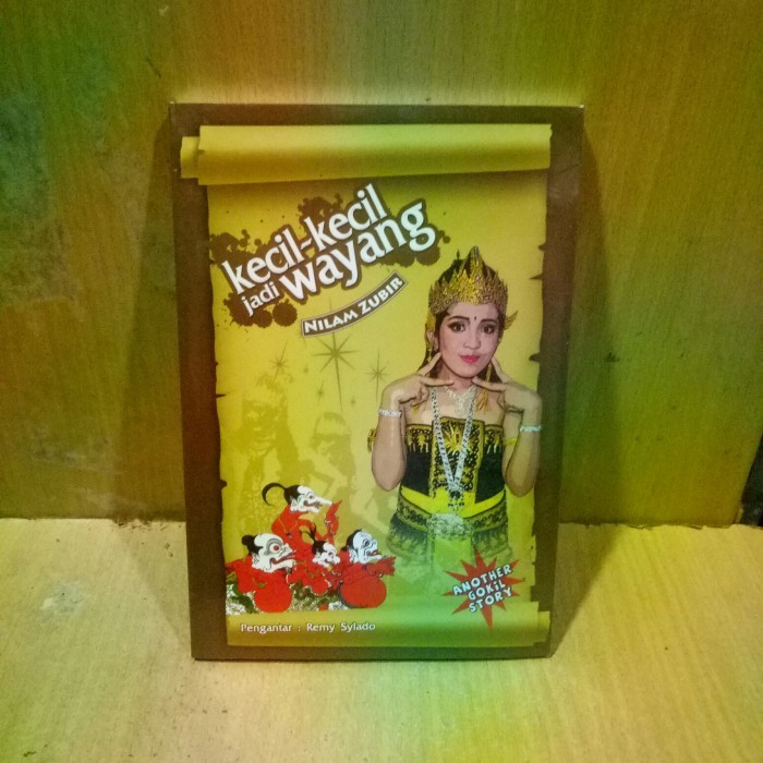 Kecil -kecil jadi Wayang - NILAM ZUBIR.