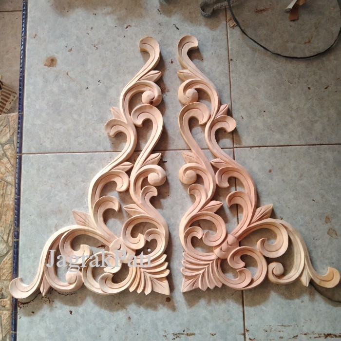 ornamen ukir ukiran sudut 60x35 tempelan kayu
