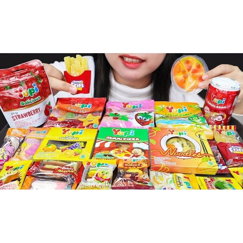 

pekanbaru / Permen Yupi (Gummy Candy)