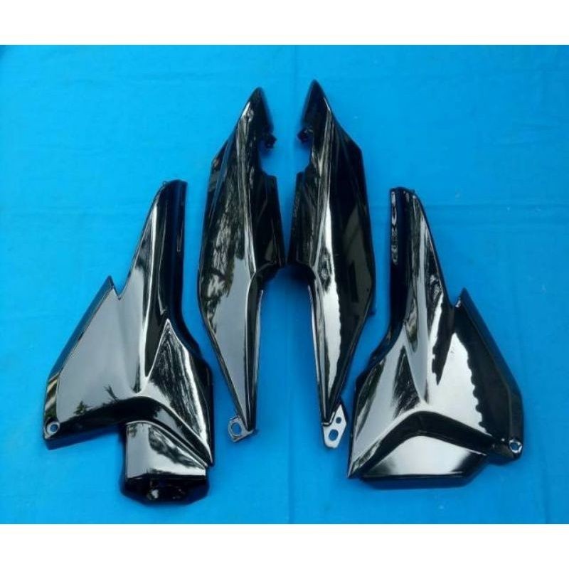 Cover body megapro new + bok aki megapro new