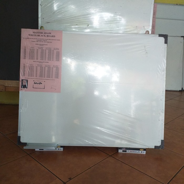 

papan tulis 60 x 80cm/white board 60x80 cm