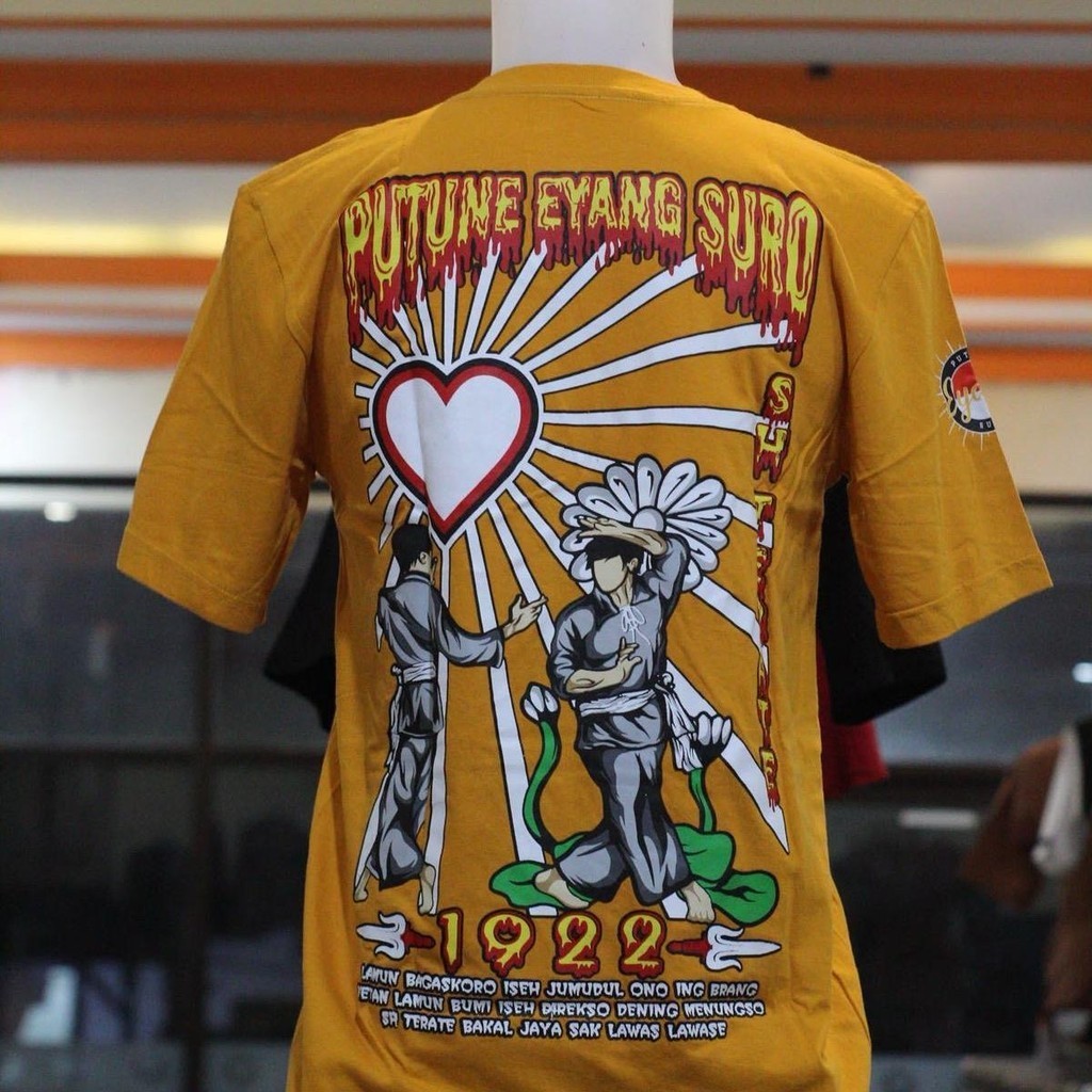 Kaos Lawasan Putune Eyang Suro Mustard
