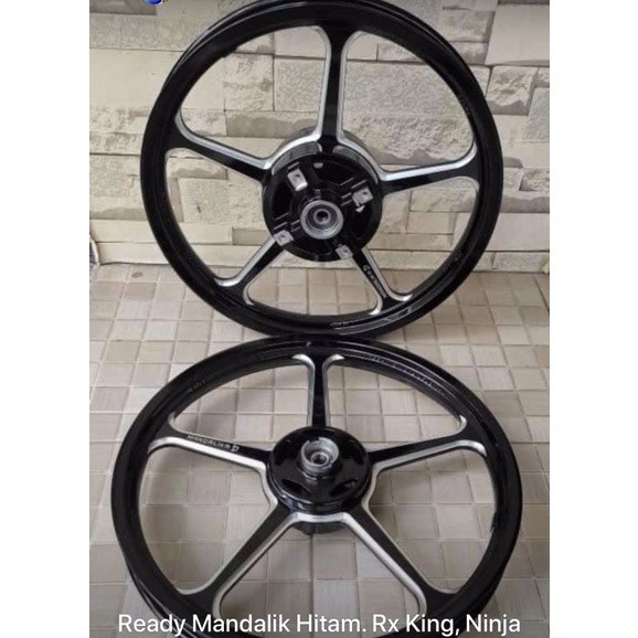velg racing 2tone mandalika 140/160×17  jupiter z,jupiter mx, jupiter  z1