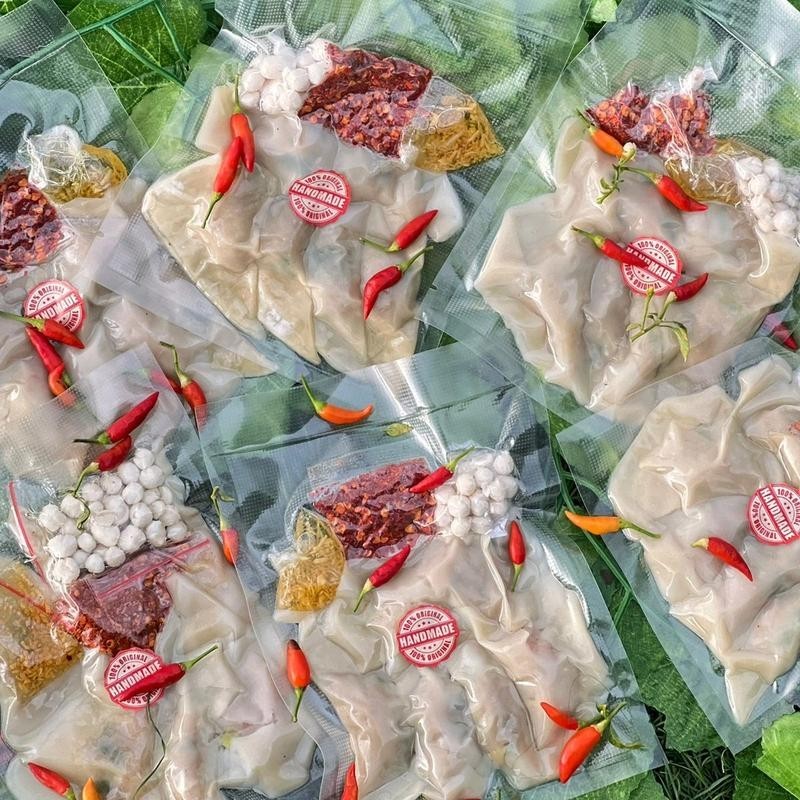 

pangsit ayam kuah pedas murah asli bandung