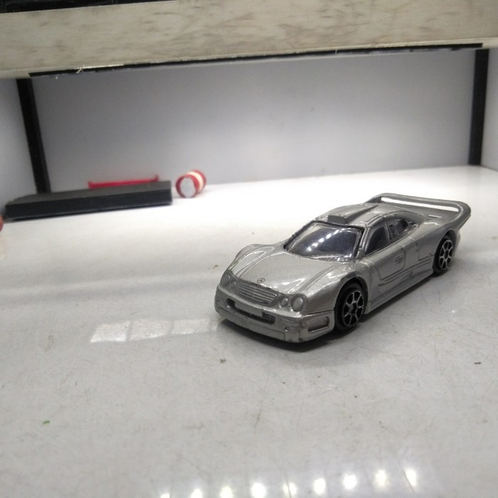 maisto 1:64 mercedes clk gtr -SK85