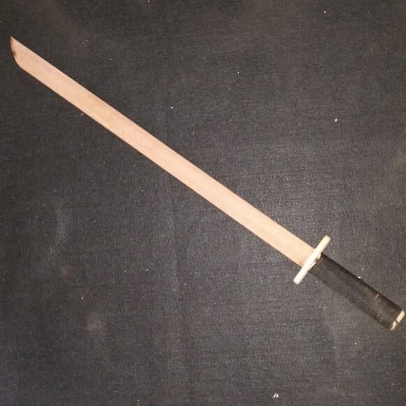 mainan pedang kayu ( simple wooden samurai sword )
