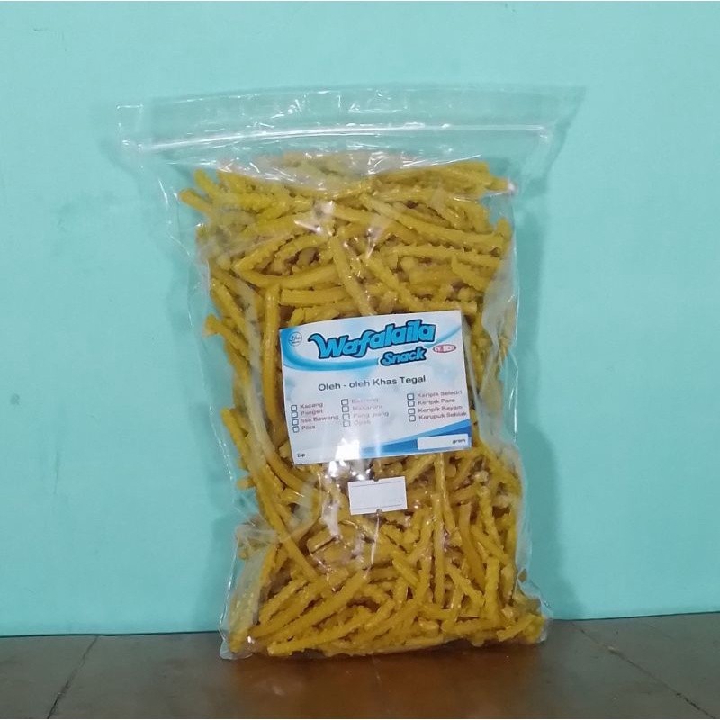 

KERUPUK MANGGAR MENTAH SPESIAL 500gr