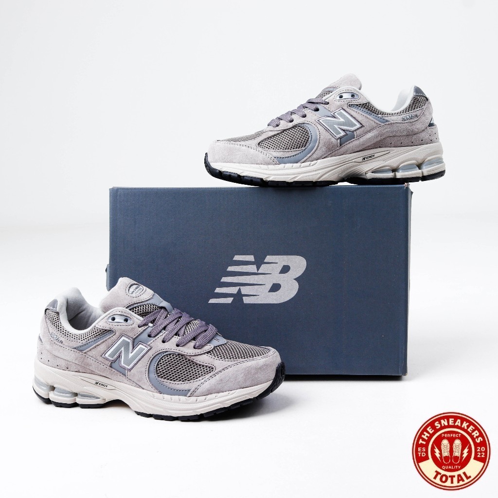 Sepatu New Balance 2002 R Dark Grey - NB 2002R (Total Sneakers)