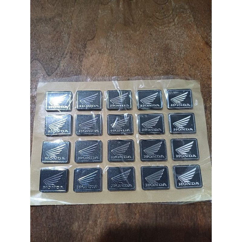emblem logo sayap honda emblem visor dashbor speedometer universal beat scoopy vario all matik honda